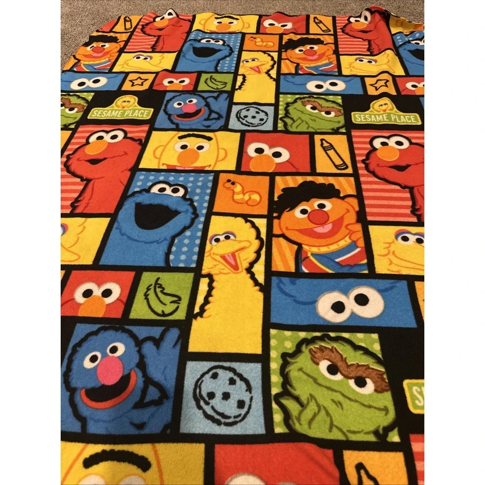Sesame Street Sesame Place Characters Fleece Blanket 40